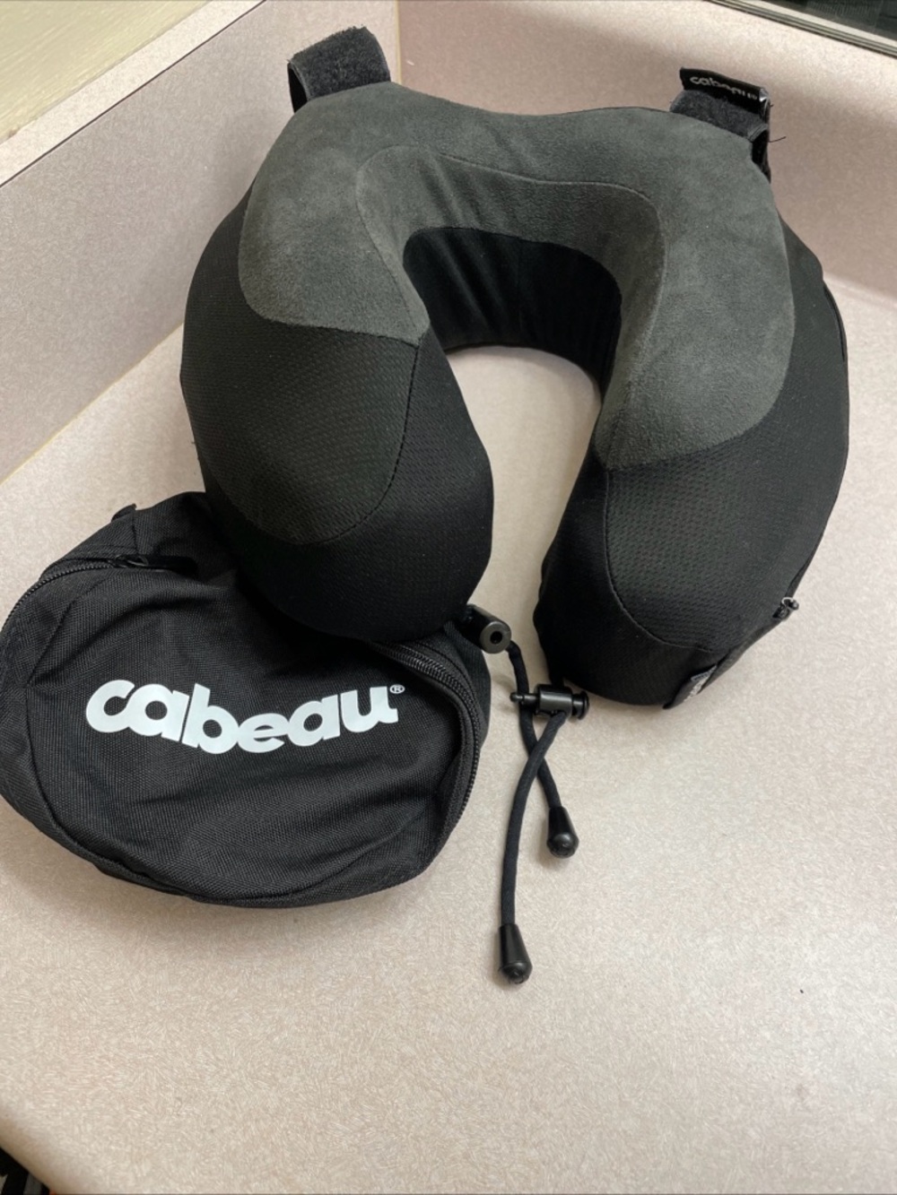 Cabeau Evolution S3 Travel Neck Comfort Pillow Memory Foam Black with Carry Bag